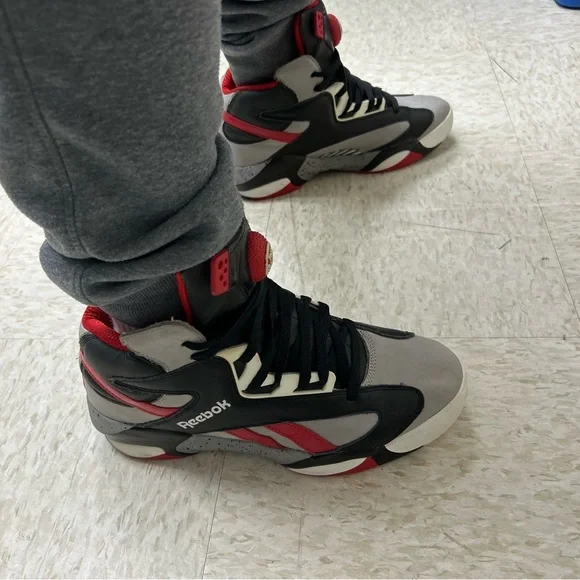 Reebok Shaq pumps - Picture 4 of 4